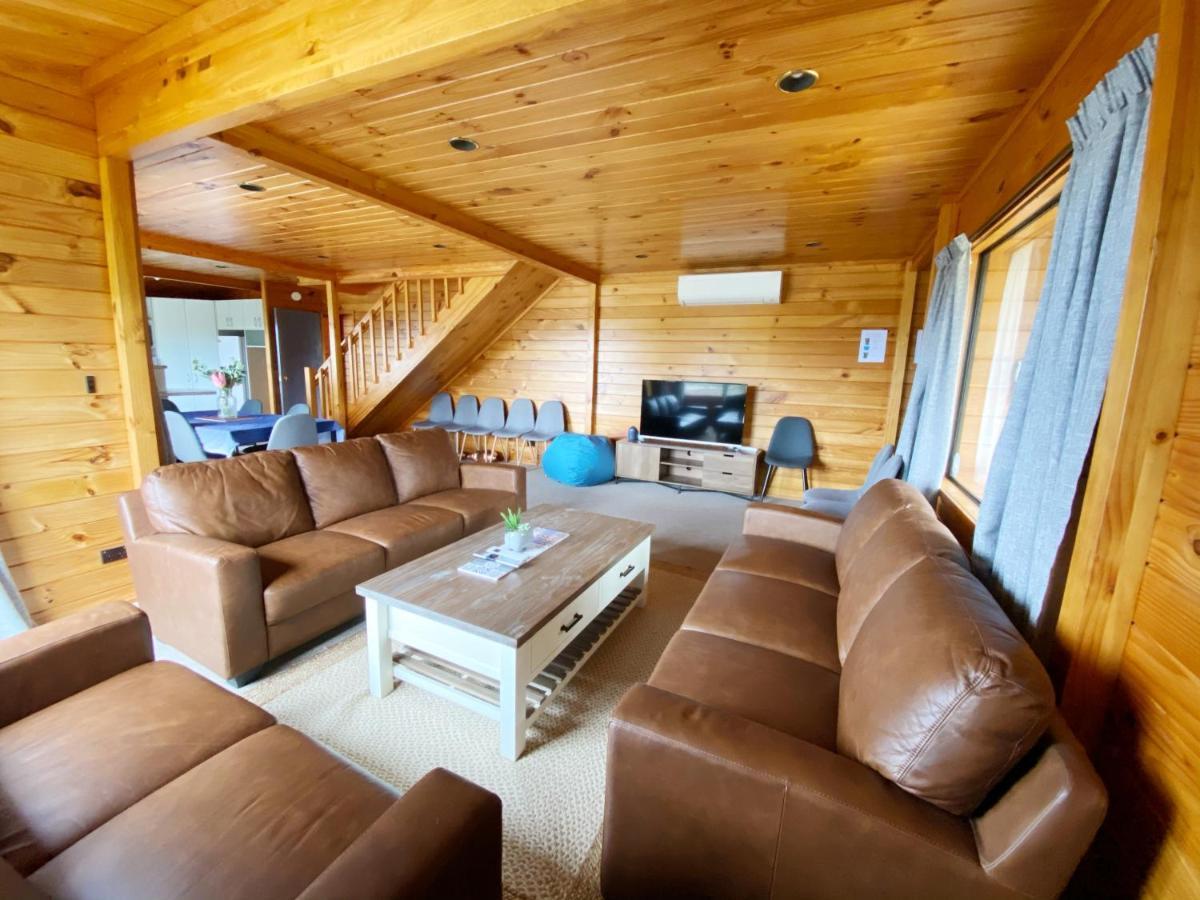 Lake View Family Lodge Up Tp 14 People 罗托鲁阿 外观 照片